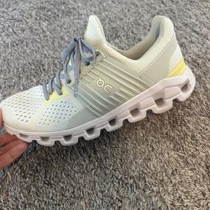 On Cloud Tennis Shoes